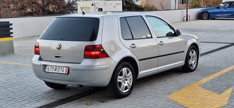 VW Golf 1.6 , снимка 4 - Автомобили и джипове - 48108049