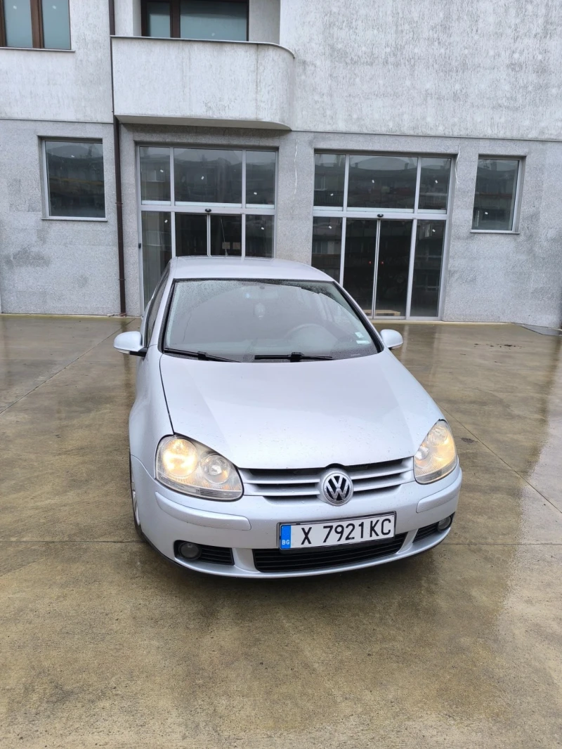 VW Golf, снимка 1 - Автомобили и джипове - 49334863