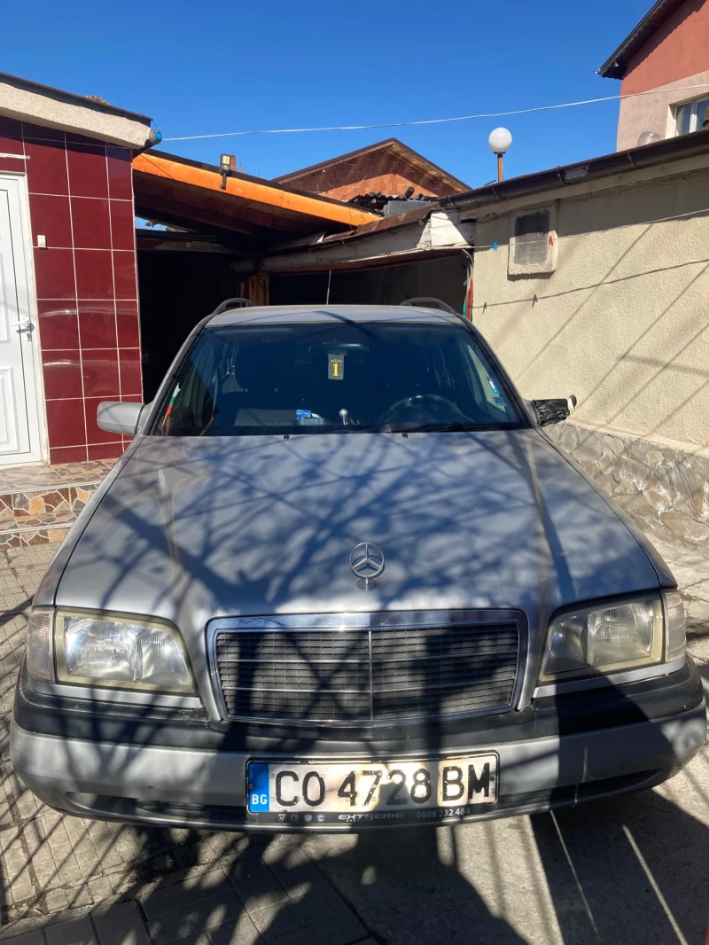 Mercedes-Benz C 200, снимка 1 - Автомобили и джипове - 49379318