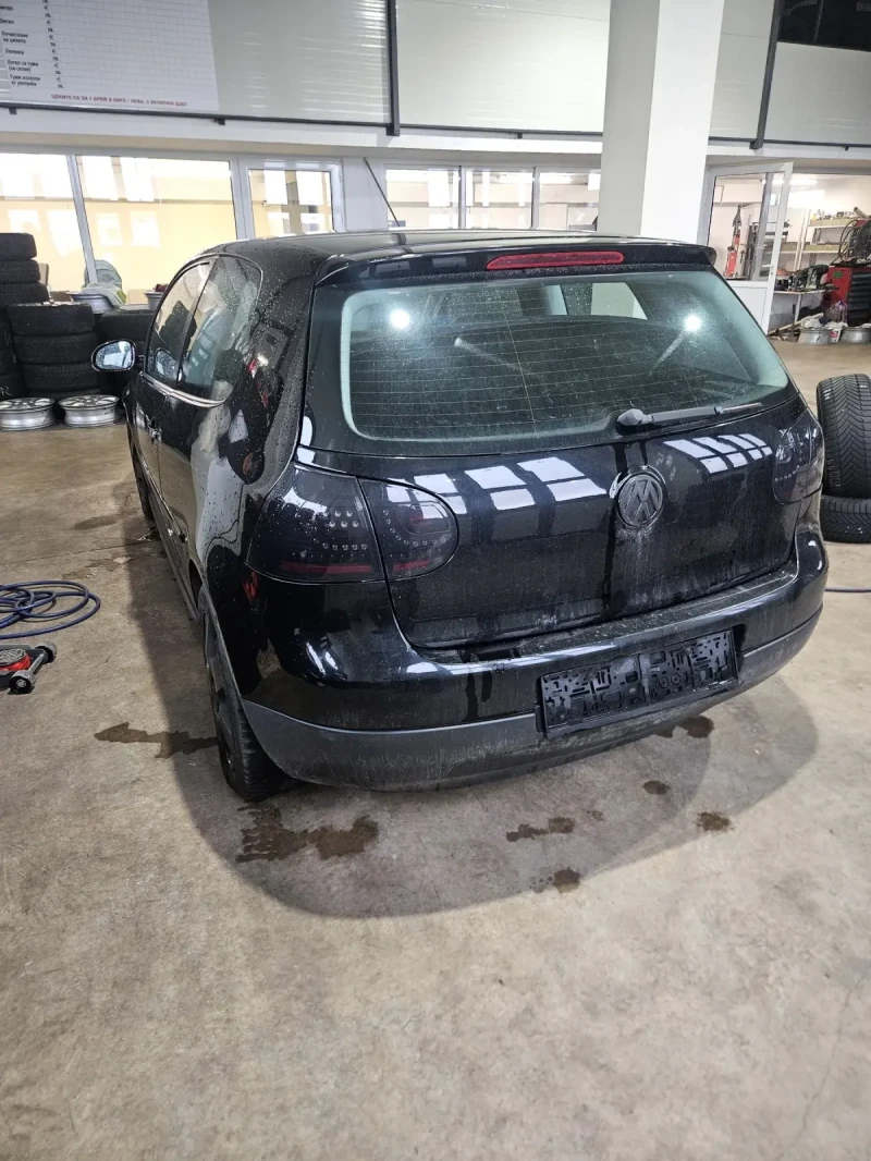 VW Golf, снимка 4 - Автомобили и джипове - 52671386