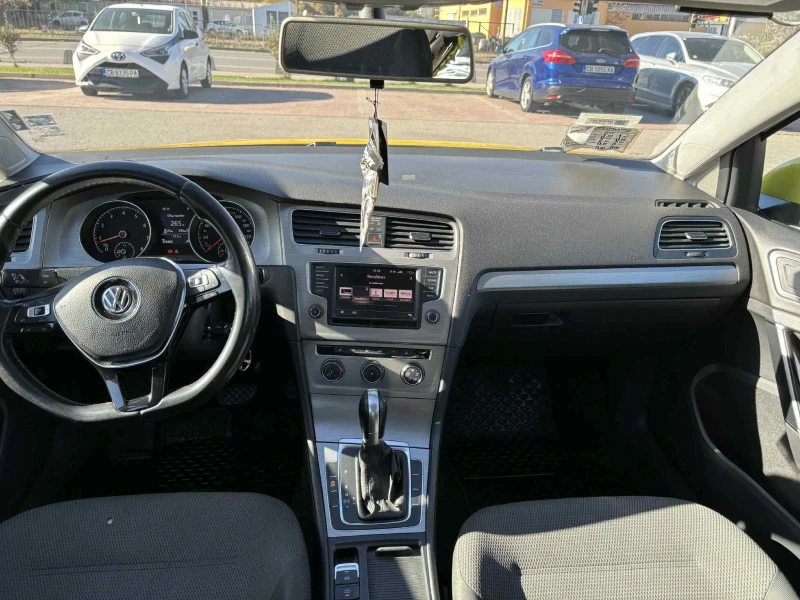VW Golf, снимка 9 - Автомобили и джипове - 52807408