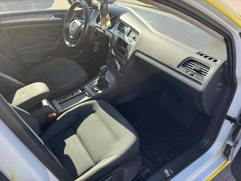 VW Golf, снимка 7 - Автомобили и джипове - 52807408