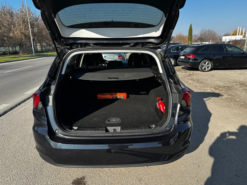 Fiat Tipo Бензин euro 6b, снимка 8 - Автомобили и джипове - 52859245