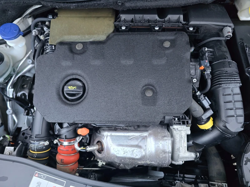 Peugeot 2008 1.5HDI-102k.c-FACE-NAVI, снимка 12 - Автомобили и джипове - 53180802