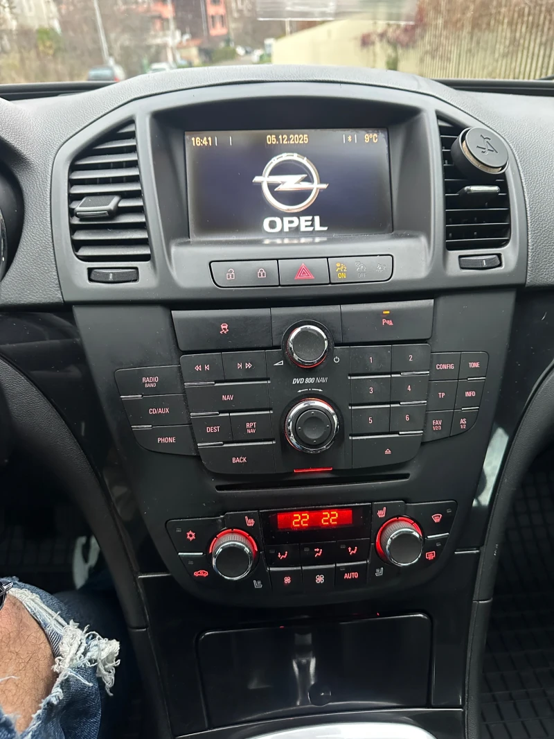 Opel Insignia 2.0 CDTI 4x4 - напълно обслужен, готов за каране, снимка 8 - Автомобили и джипове - 53360345