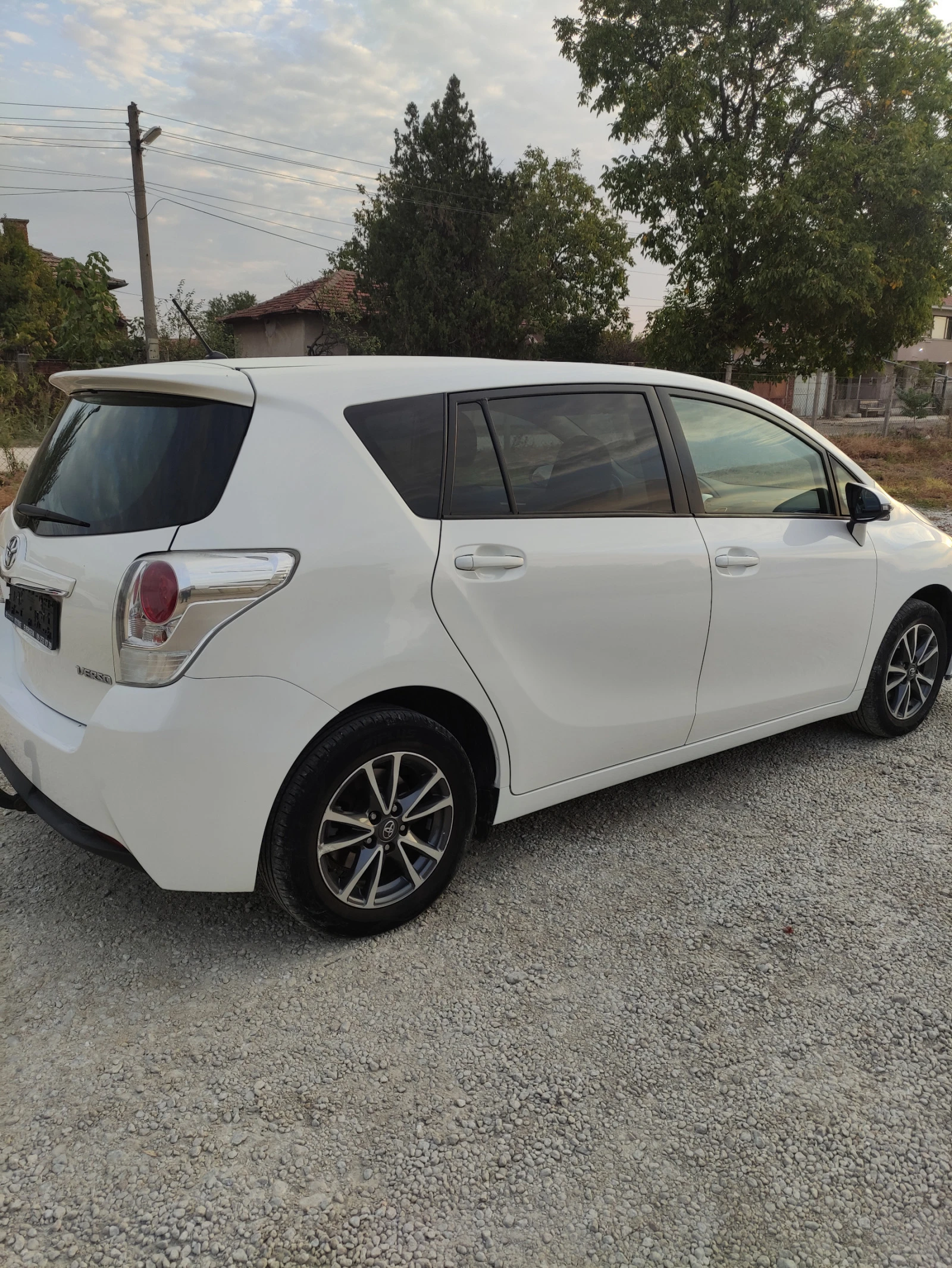 Toyota Verso 1.8 ADVANCE 155 х.км. сервизна книжка  - изображение 6