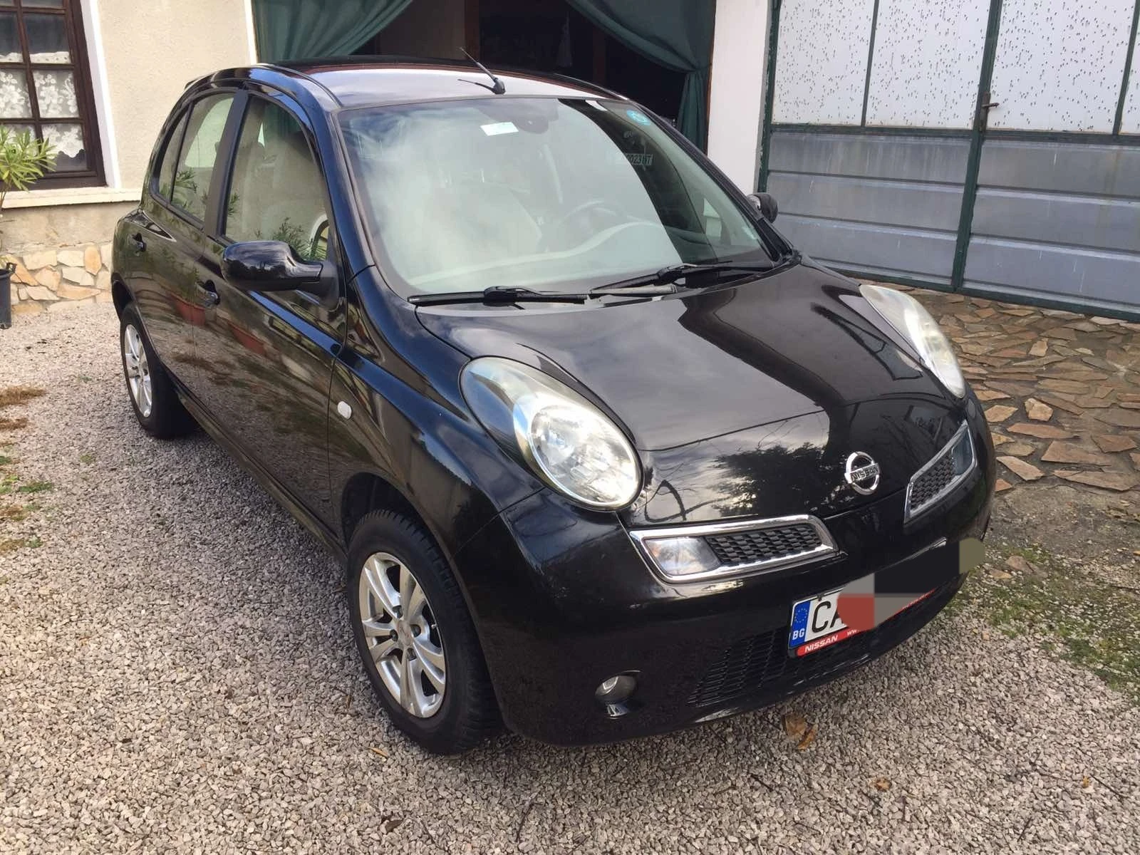 Nissan Micra 1.4 i Tekna - изображение 2