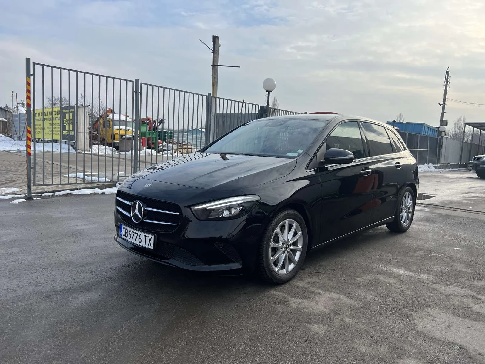 Mercedes-Benz B 220 24000km | Mobile.bg   1
