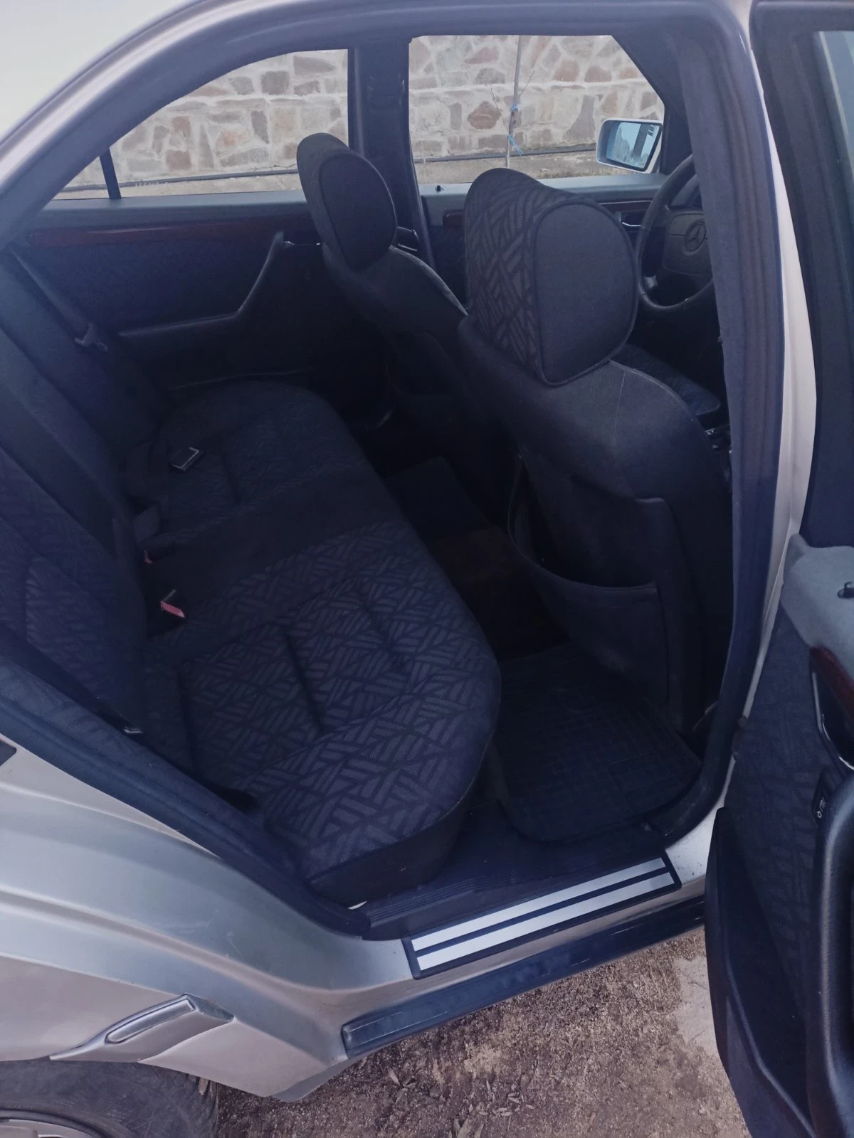 Mercedes-Benz C 200 C200 - изображение 9