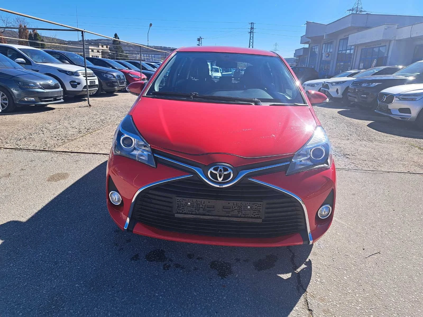 Toyota Yaris  - изображение 3