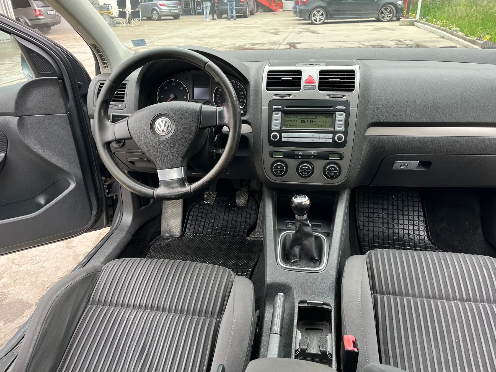 VW Golf  - изображение 10