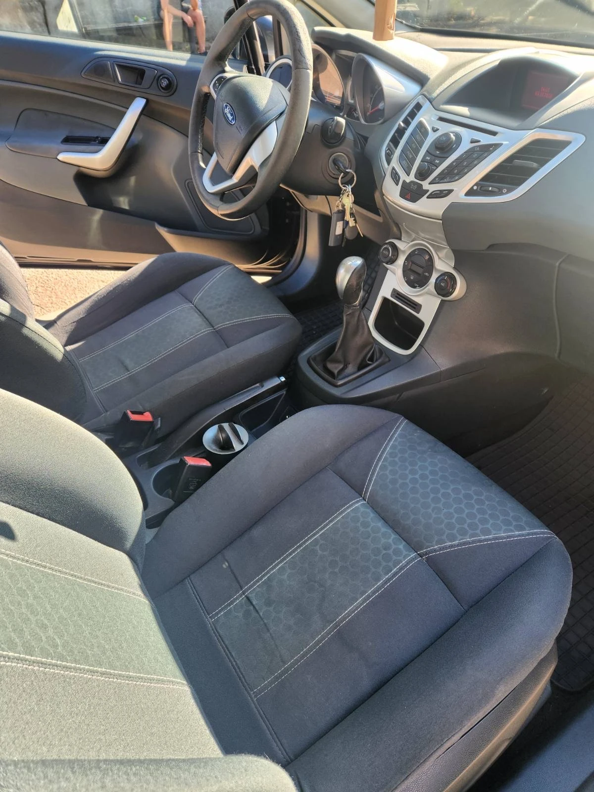Ford Fiesta  - изображение 5