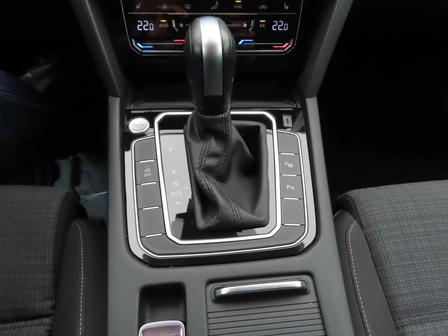 VW Passat VW Passat Var. Business 2.0TDI SCR 4MOT DSG | Mobile.bg � ����������� 12