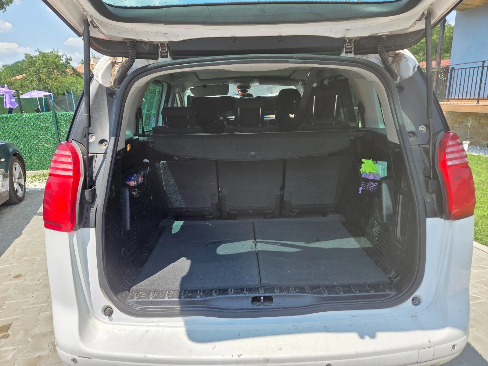 Peugeot 5008 1.6 HDi - изображение 4