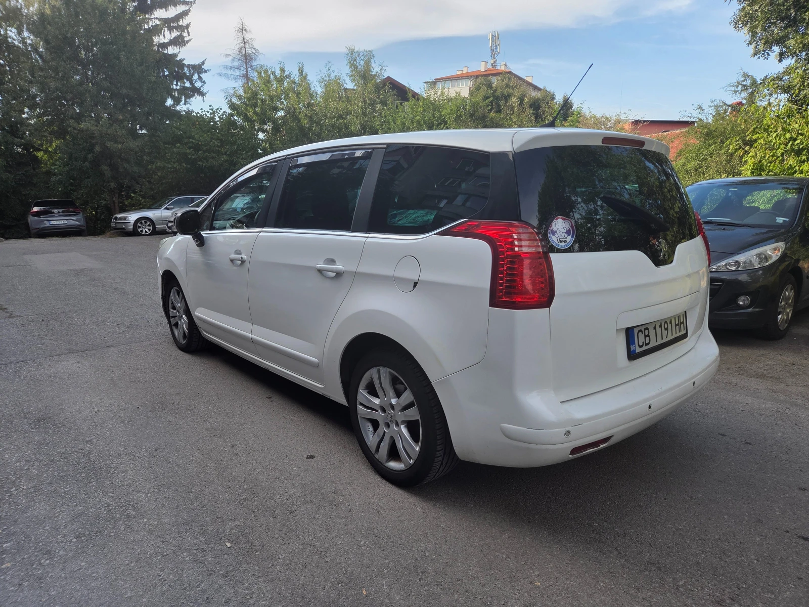 Peugeot 5008 1.6 HDi - изображение 5