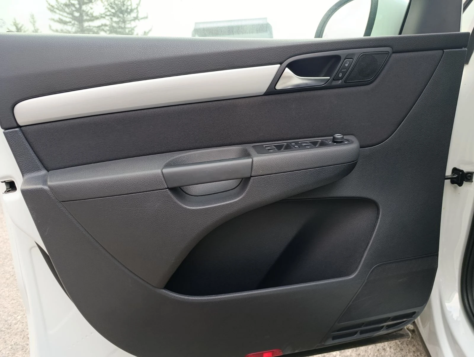 VW Sharan 1.4 DSG 6+ 1 ����� | Mobile.bg � ����������� 11