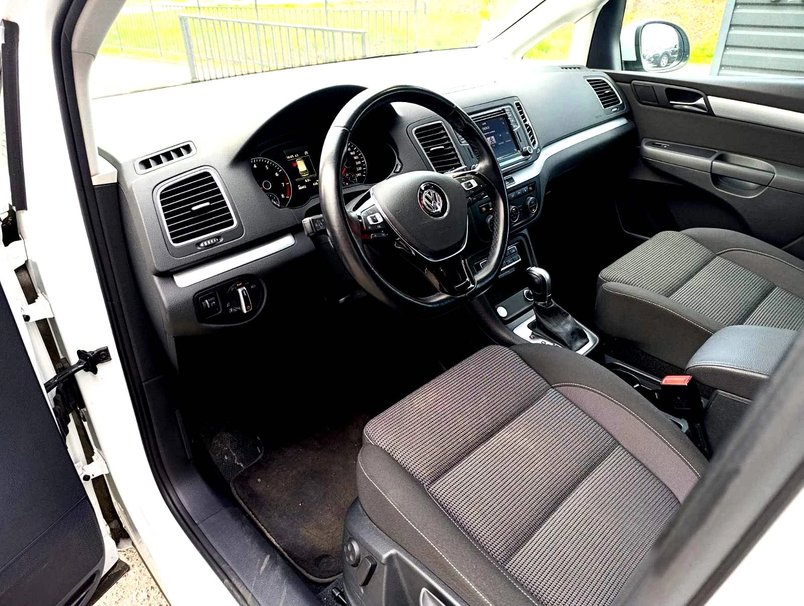 VW Sharan 1.4 DSG 6+ 1 места - изображение 9