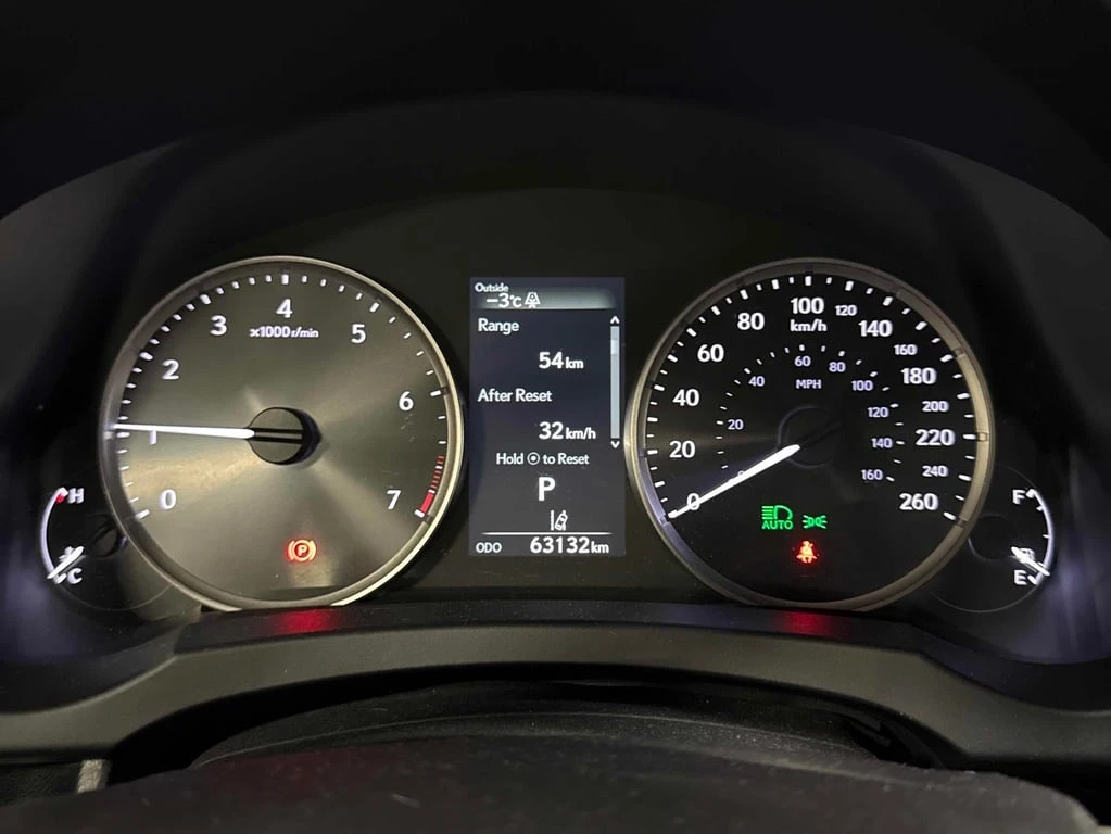 Lexus RC * 300 AWD * CARFAX * ��� ������������ ������ | Mobile.bg � ����������� 8