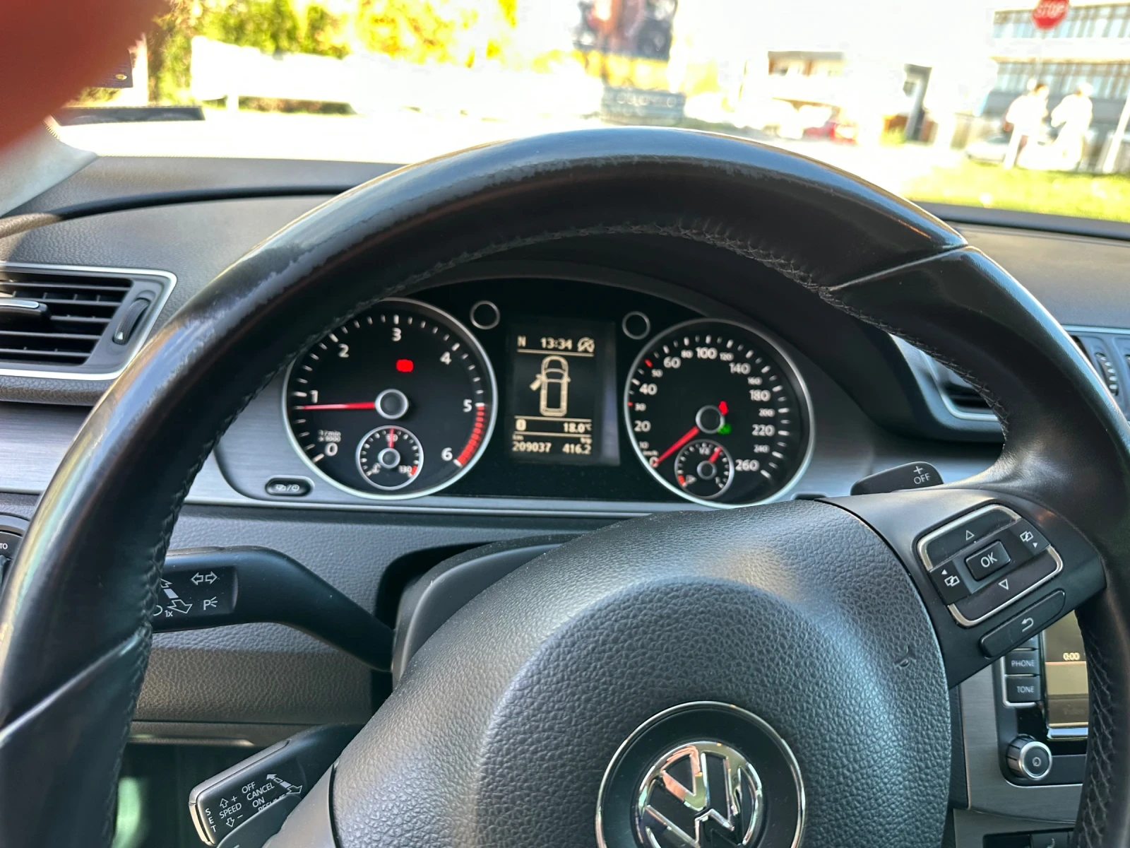 VW Passat, снимка 6 - Автомобили и джипове - 53838068