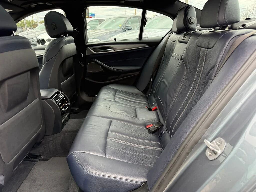 BMW 540 M-Pack* B58* HUD* Harman Kardon* 76k km, снимка 9 - Автомобили и джипове - 54568517