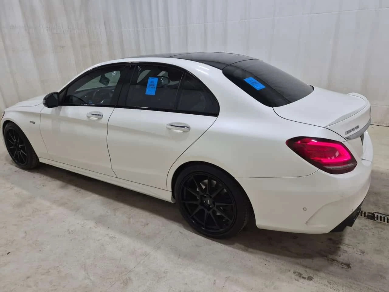Mercedes-Benz C 43 AMG * 43 * CARFAX * ЦЕНА ДО БГ, снимка 3 - Автомобили и джипове - 54981652