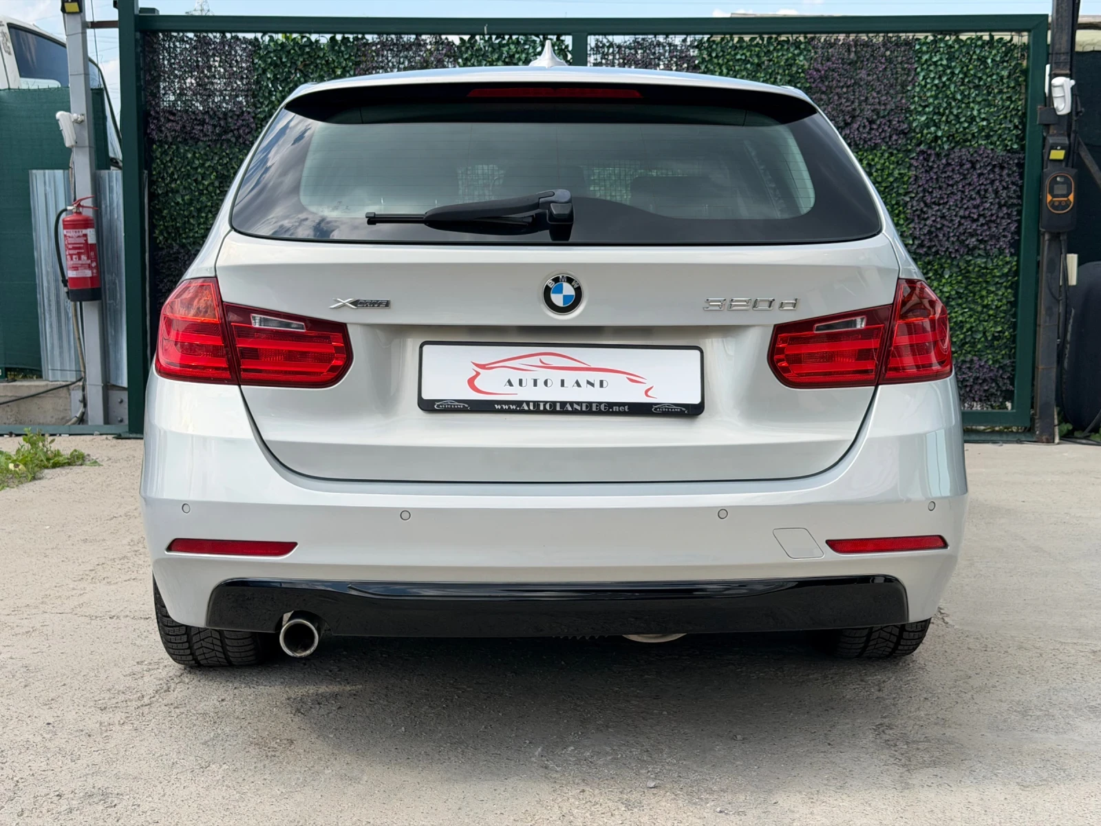 BMW 320 M-Sport/4x4/Led/Navi/Keyless/СОБСТВЕН ЛИЗИНГ, снимка 5 - Автомобили и джипове - 55405267