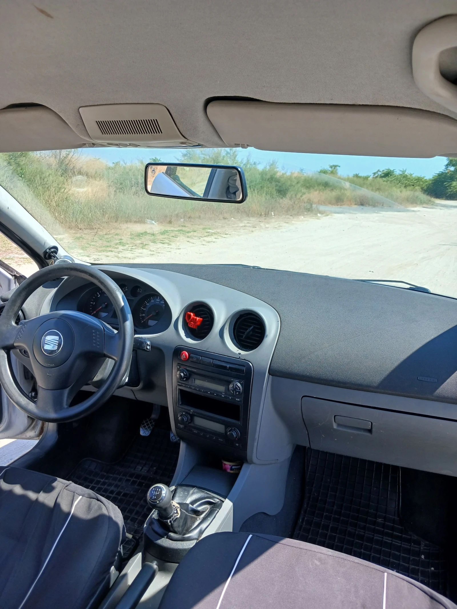 Seat Ibiza, снимка 7 - Автомобили и джипове - 55523827