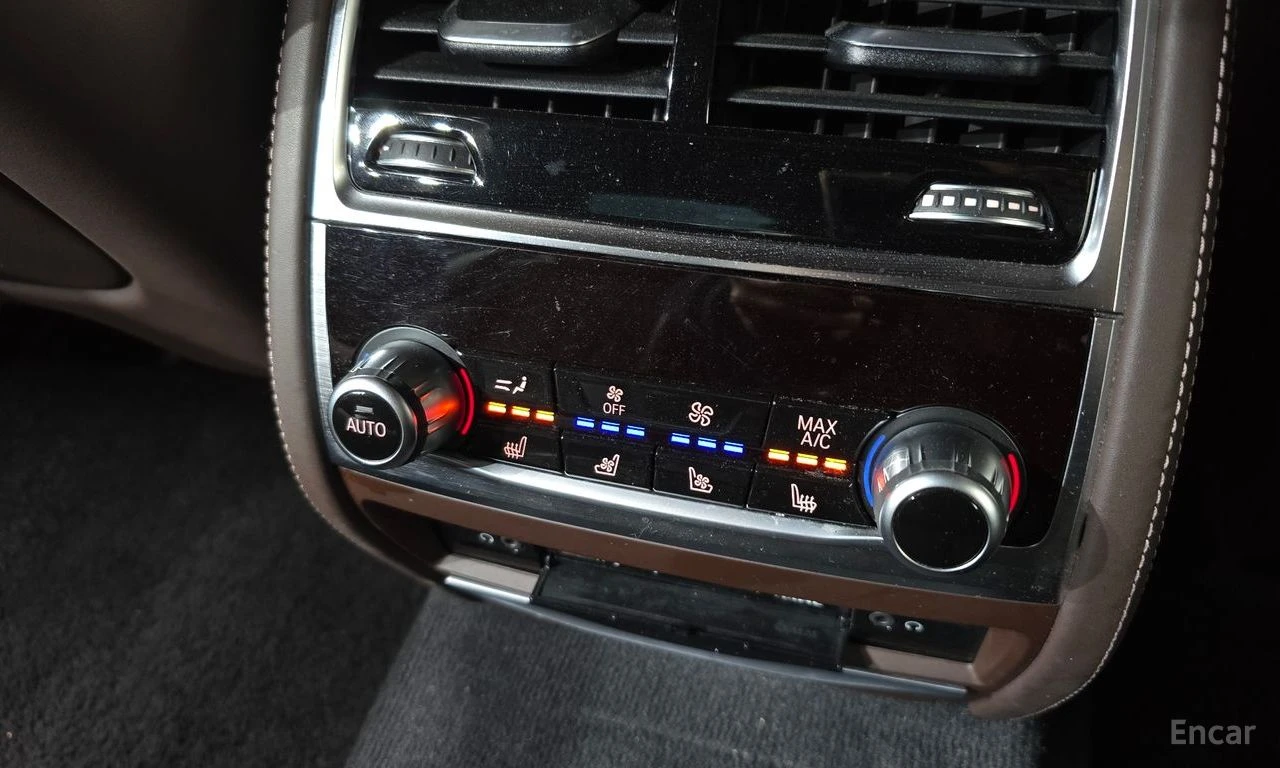 BMW 750 Li* XDRIVE* HARMON* KARDON* ОБДУХВАНЕ* 3TV* МАСАЖ*, снимка 15 - Автомобили и джипове - 55595151
