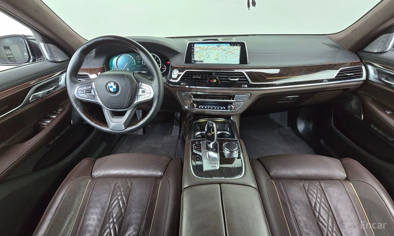 BMW 750 Li* XDRIVE* HARMON* KARDON* ОБДУХВАНЕ* 3TV* МАСАЖ*, снимка 6 - Автомобили и джипове - 55595151