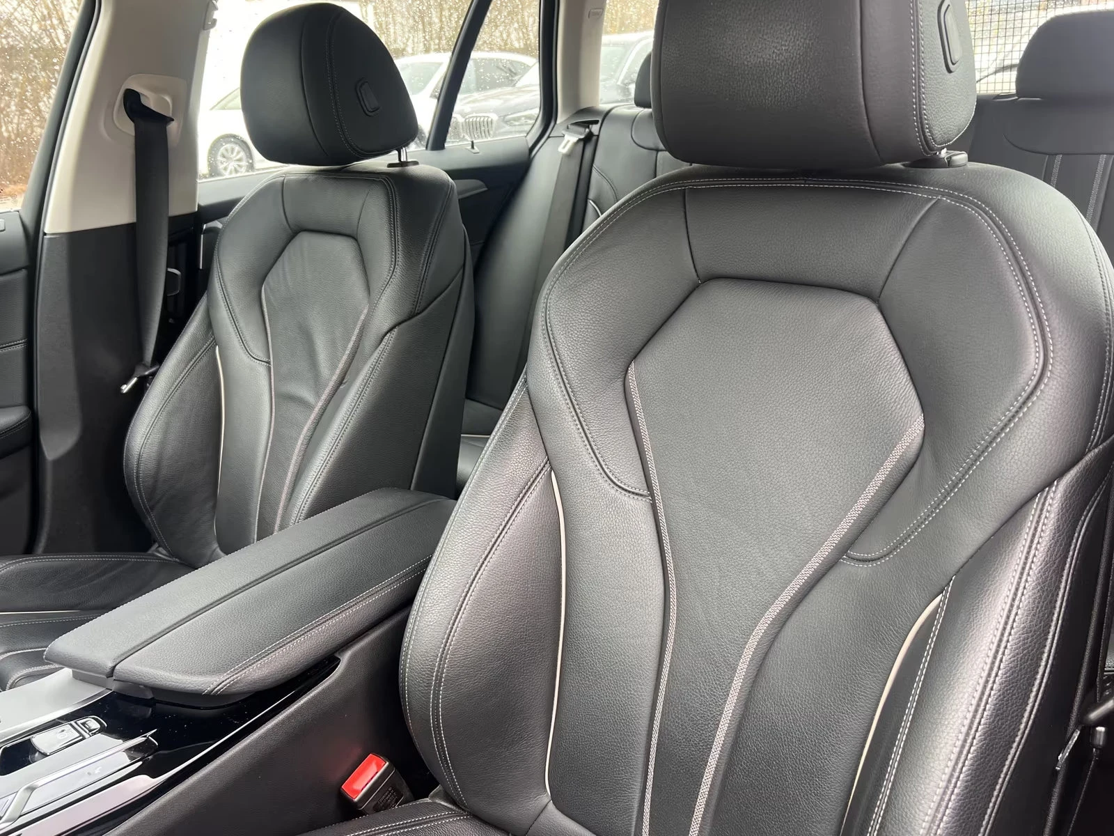 BMW 530 286HP/LUXURY/HUD/LED/NAVI/KLESS/747z, снимка 8 - Автомобили и джипове - 55661414