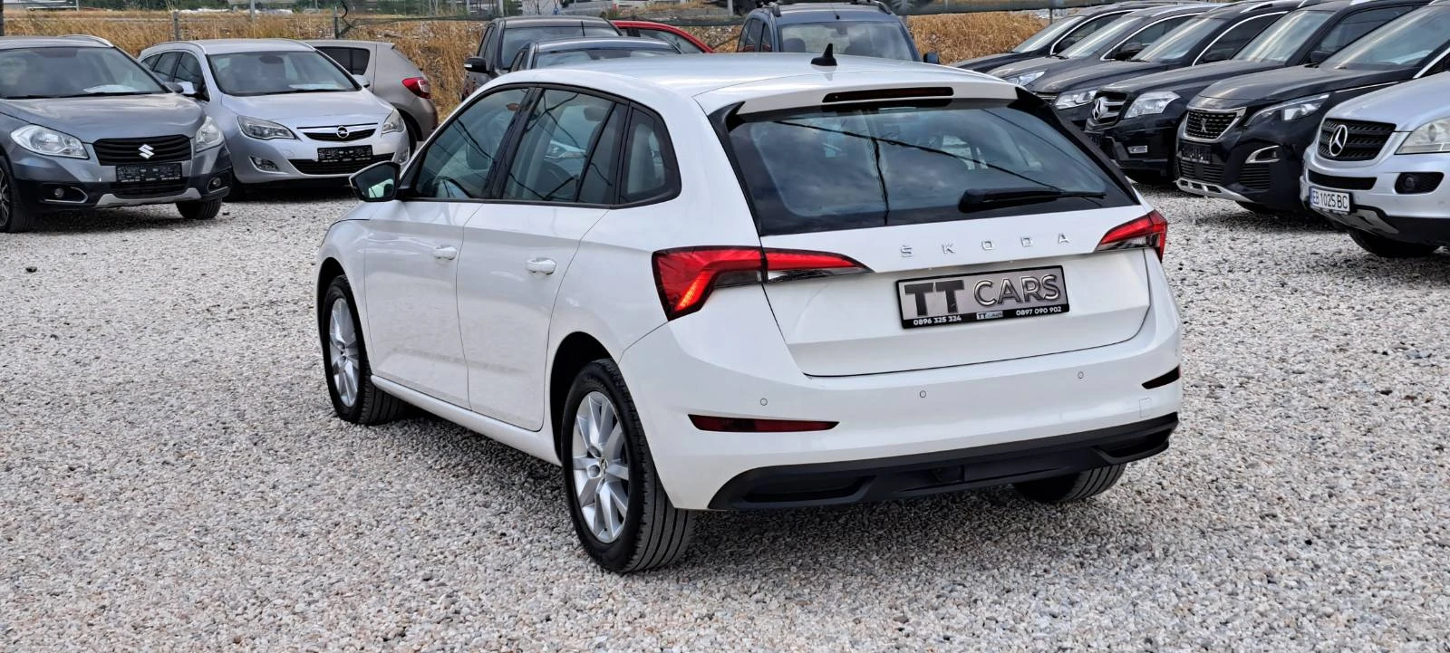 Skoda Scala 1.6TDI авт. лед Euro6D фул екстри, снимка 5 - Автомобили и джипове - 56045855
