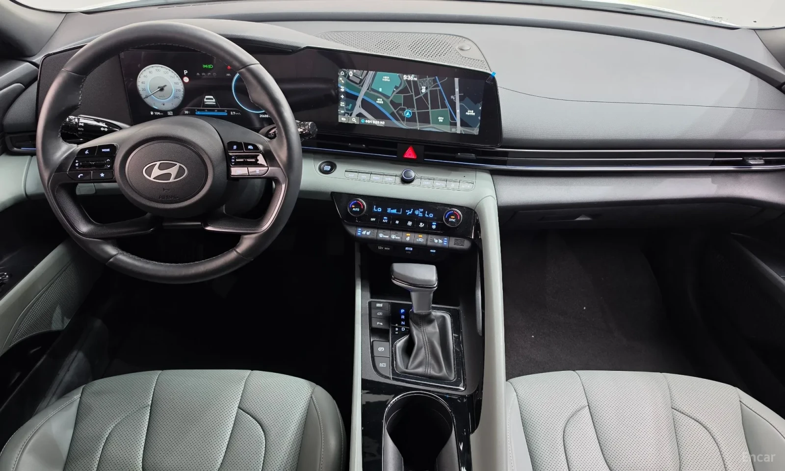 Hyundai Elantra 1.6 LPi, снимка 7 - Автомобили и джипове - 56206162