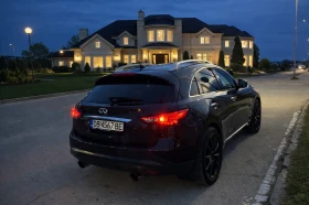 ������ Infiniti QX70