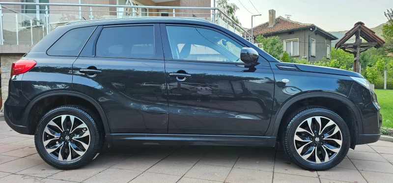 Suzuki Vitara 1.6 DDIS Comfort Подгреви/Камера/Асистенти , снимка 3 - Автомобили и джипове - 50590724