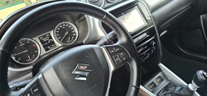 Suzuki Vitara 1.6 DDIS Comfort Подгреви/Камера/Асистенти , снимка 8 - Автомобили и джипове - 50590724