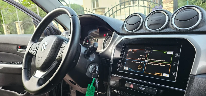 Suzuki Vitara 1.6 DDIS Comfort Подгреви/Камера/Асистенти , снимка 7 - Автомобили и джипове - 50590724