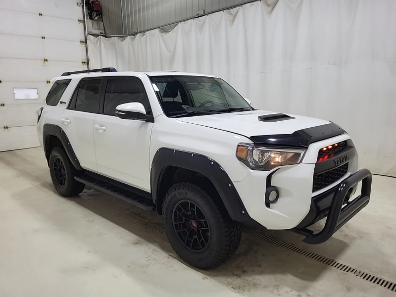 Toyota 4runner CARFAX* АВТОФИНАНСИРАНЕ БЕЗ ПЪРВОНАЧАЛНА ВНОСКА, снимка 2 - Автомобили и джипове - 52721491