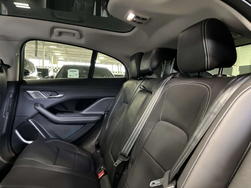 Jaguar I-Pace AWD| NAV| PANO| MERIDIANSURROUND| LED| LEATHER| HU, снимка 12 - Автомобили и джипове - 53108916