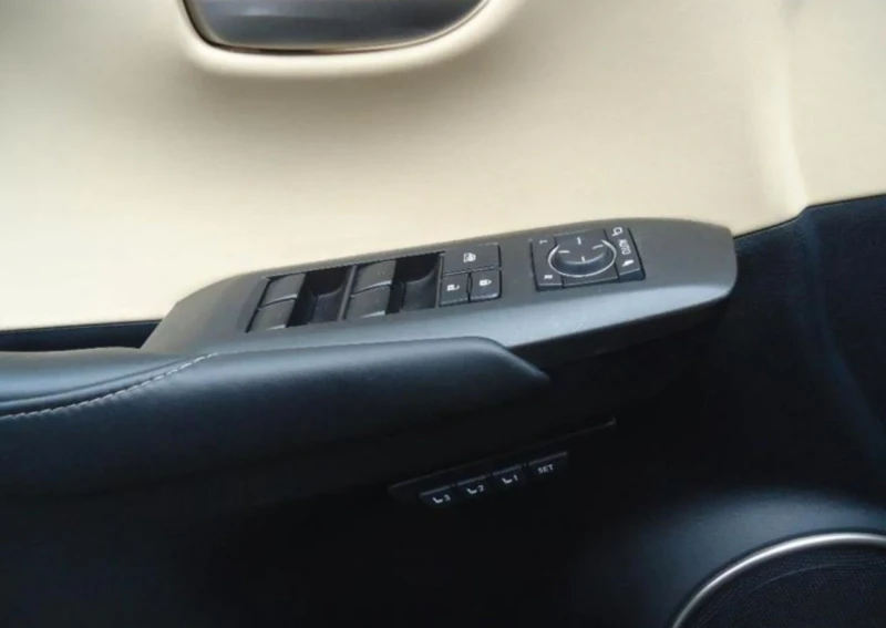 Lexus NX 300h Luxury Pack 4x4, снимка 10 - Автомобили и джипове - 53160027