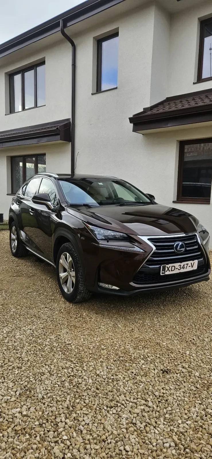 Lexus NX 300h Luxury Pack 4x4, снимка 2 - Автомобили и джипове - 53461084