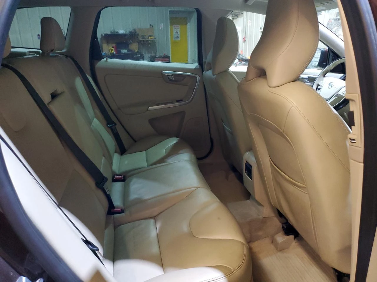 Volvo XC60 PREMIER* ПЕРФЕКТНА - изображение 9