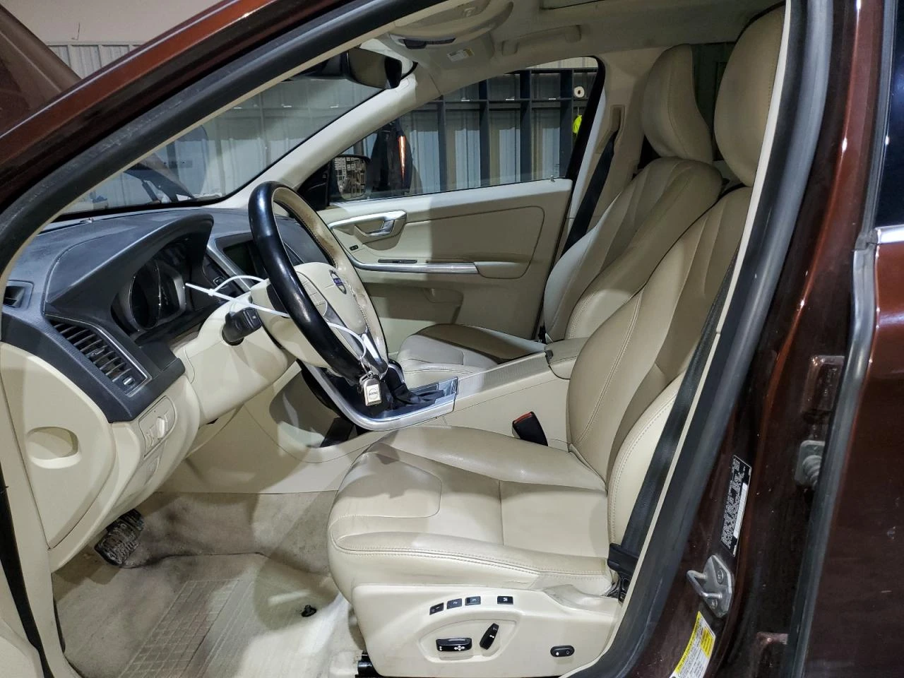 Volvo XC60 PREMIER* ПЕРФЕКТНА - изображение 8