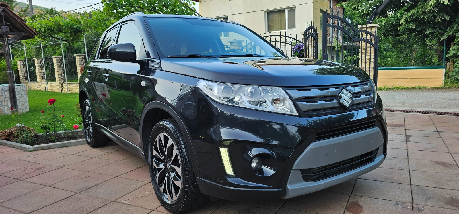 Suzuki Vitara 1.6 DDIS Comfort Подгреви/Камера/Асистенти  | Mobile.bg — изображение 1