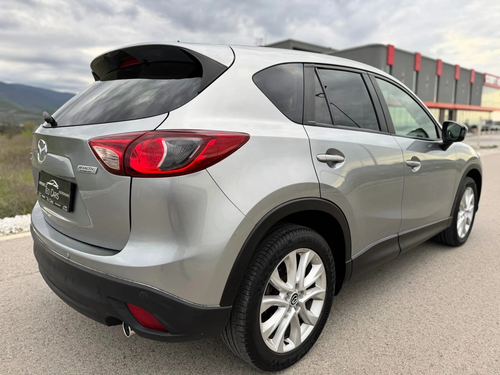 Mazda CX-5 2.2 SKYACTIV / 4WD / FULL / KOJA / AVTOMAT / NAVI - изображение 6
