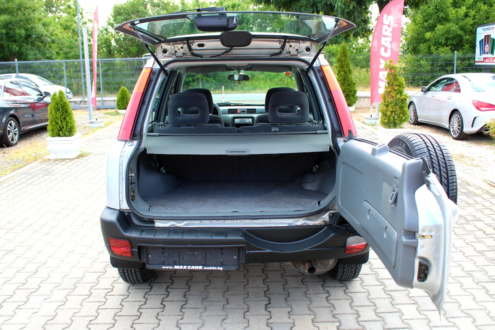 Honda Cr-v 2.0i 147кс СОБСТВЕН ЛИЗИНГ - изображение 9