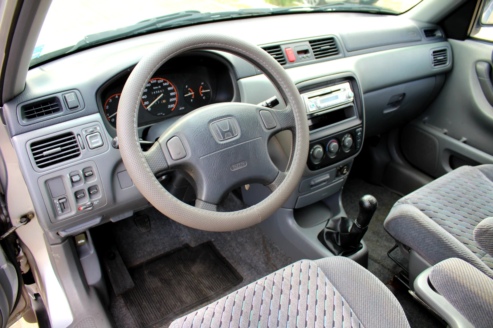 Honda Cr-v 2.0i 147   | Mobile.bg   11