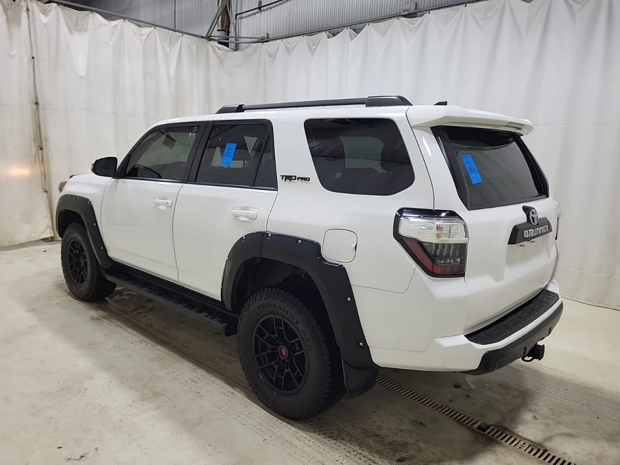 Toyota 4runner CARFAX* АВТОФИНАНСИРАНЕ БЕЗ ПЪРВОНАЧАЛНА ВНОСКА - изображение 4