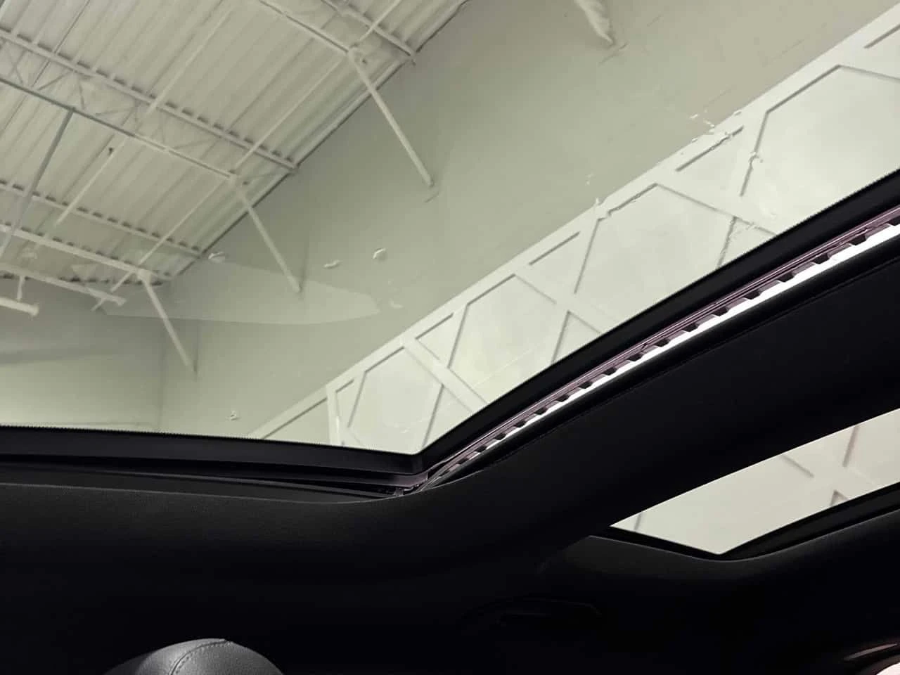 Mercedes-Benz GLA 250  * CARFAX * Подгрев * Панорама * Два ключа * , снимка 11 - Автомобили и джипове - 54144038