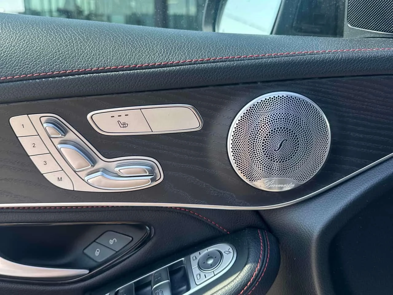 Mercedes-Benz GLC 43 AMG BURMESTER * ПАНО * ПОДГРЕВИ * KEYLESS * CARFAX, снимка 10 - Автомобили и джипове - 54151819