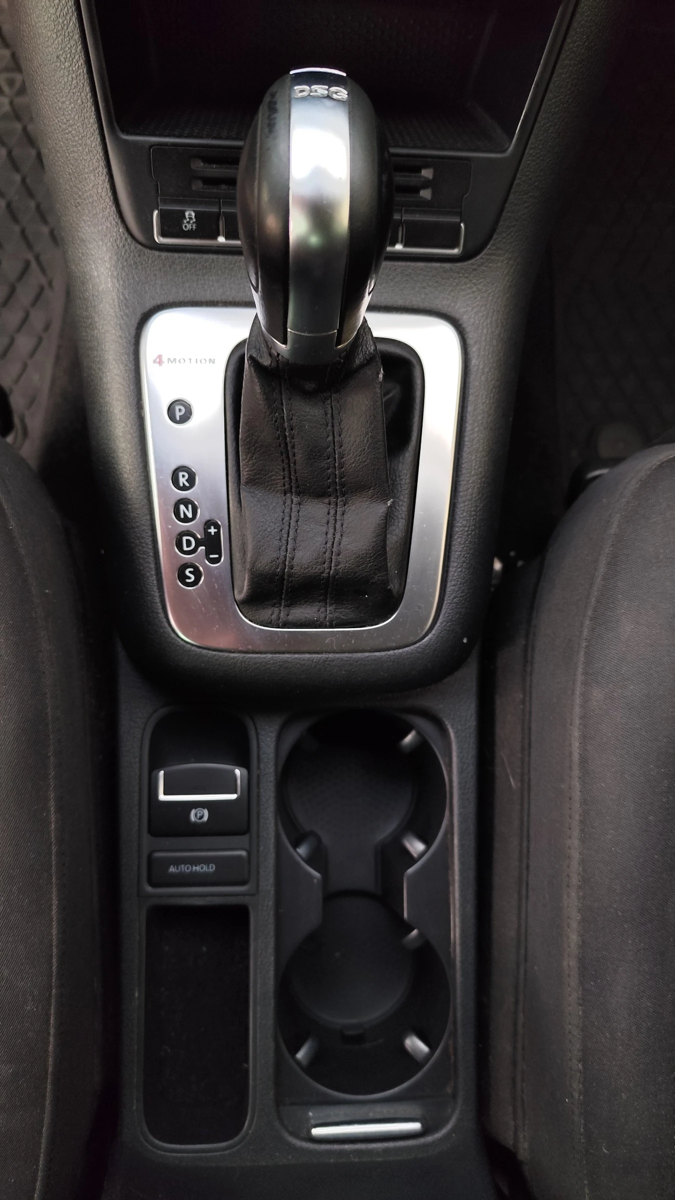 VW Tiguan 2.0 TSI (EA888)-5N LPG, снимка 11 - Автомобили и джипове - 54227244